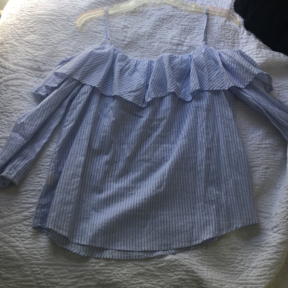Off shoulder & spaghetti strap top